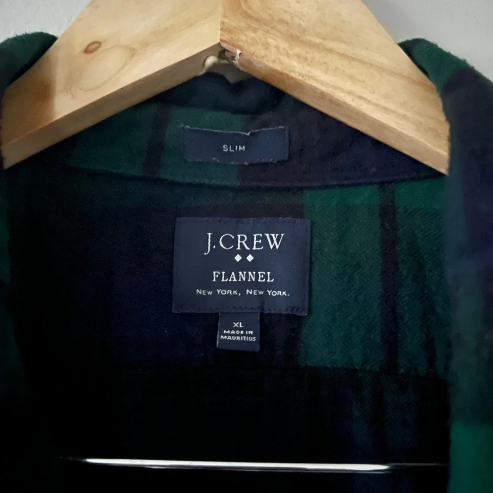 J. Crew XL Slim Fit Flannel Shirt Green Blue Plaid Long Sleeve - Picture 6 of 6
